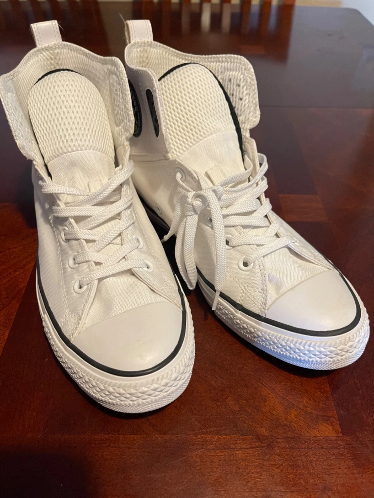 Converse nuove senza scatola bianche e nere taglia 9 bianche