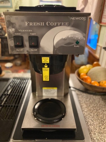 NEWCO AK-2 Commercial Coffee Brewer Pourover With 2 Hot Plates 120V 1600 Watts