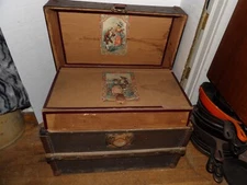 Antique Mini Salesman Sample Travel Trunk Doll House Steamer Miniature Box Chest