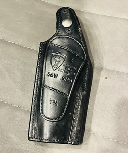 Vintage Bianchi Black Leather S&W 9 MM Holster 1-3/4 Monrovia Calif. 2 Stamped