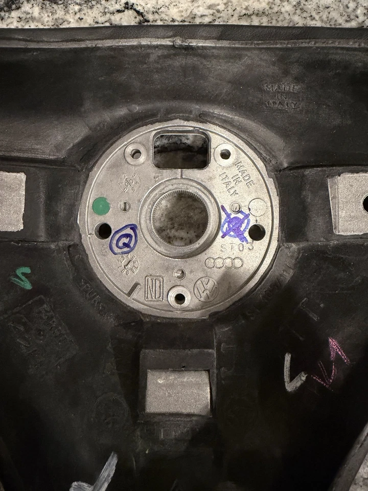 Volante AUDI TT MK1 cuero reacondicionado OEM Foto 4 de 4