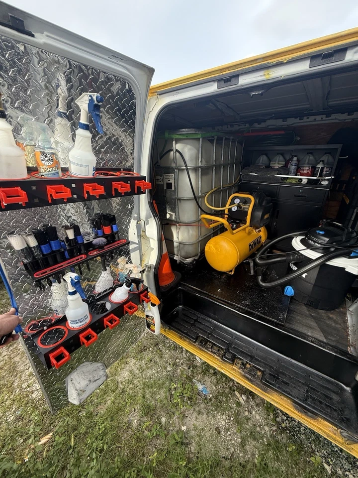 Chevrolet Express 2500 2007 móvil lavado de autos Foto 4 de 4