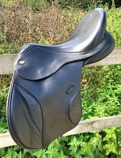 Kent & Masters Black Leather GP Saddle Size 17"