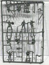 10 Uruk-Hai Warriors Middle Earth Strategy Battle Game Lotr GW Lord Rings
