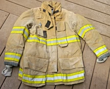 GLOBE GXTREME Firefighter Turnout Jacket Bunker Jacket  FIRE COAT  Size 42 2007