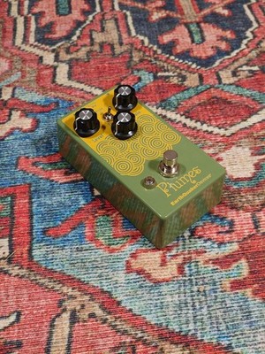 EarthQuaker Devices Plumes Guitar Effects Pedal - Green