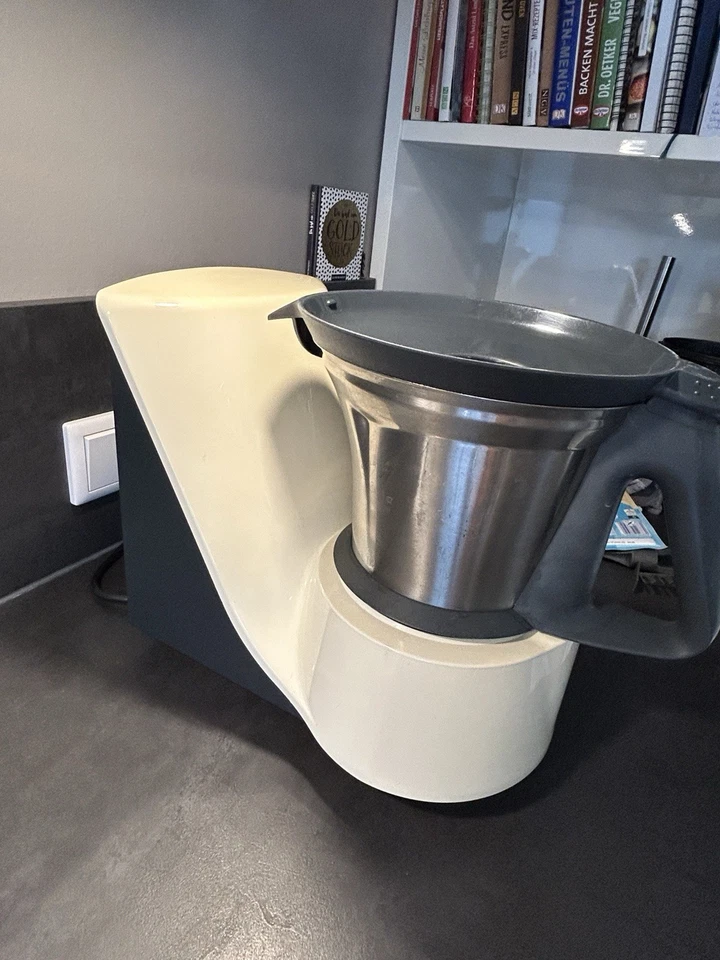Thermomix TM21 Küchenmaschine mit Zubehör - Bild 4 von 4
