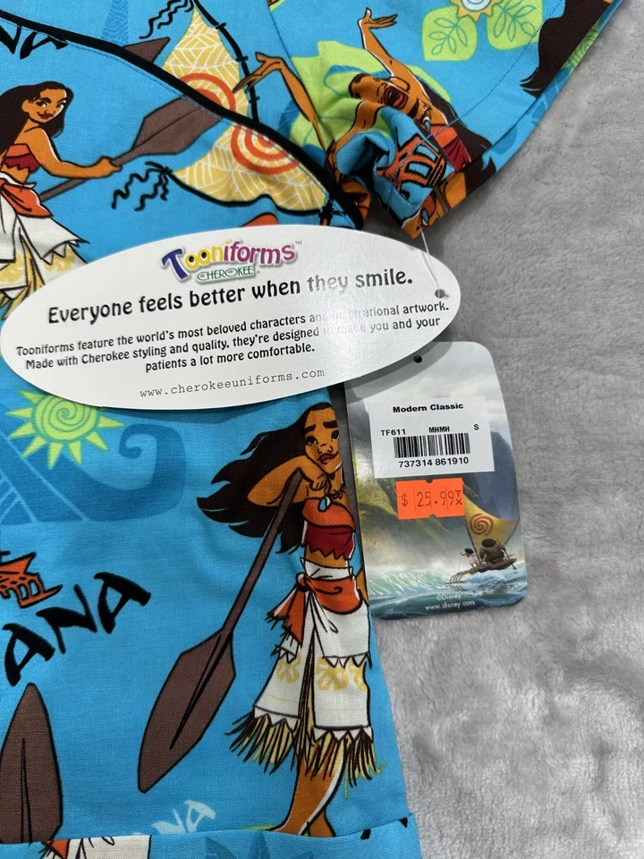 Disney Tooniforms Moana Cherokee Nurse Dental Scrub Top Shirt Size Small NWT - Image 4 of 4