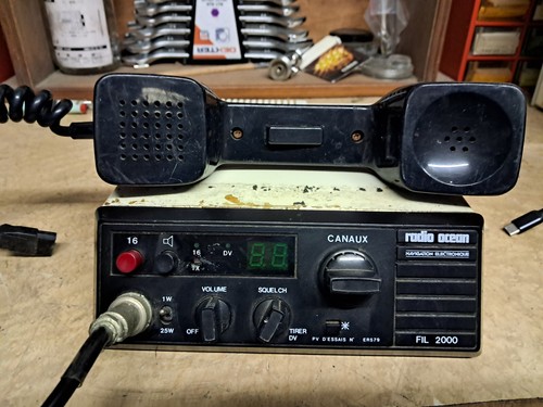 RADIO TELEPHONE RADIO OCEAN FIL 2000 TRES BON ETAT NON TESTE - Photo 2/9