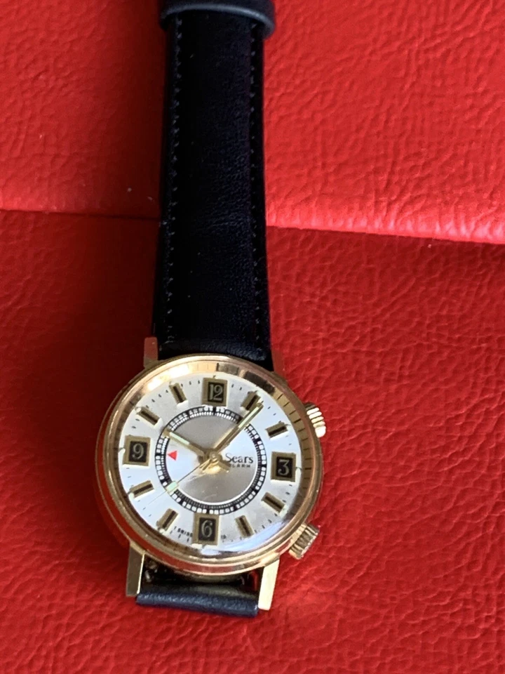 Reloj pulsera mecánico vintage agon sears alarma hecho en Suiza Foto 2 de 4