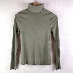square collar shirts