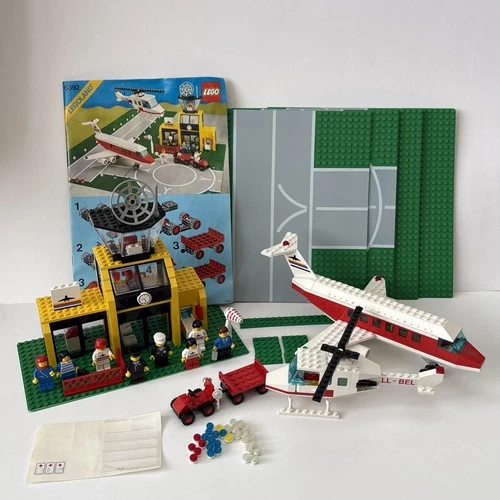 Lego Vintage Town 6392 Airport - W/Instructions