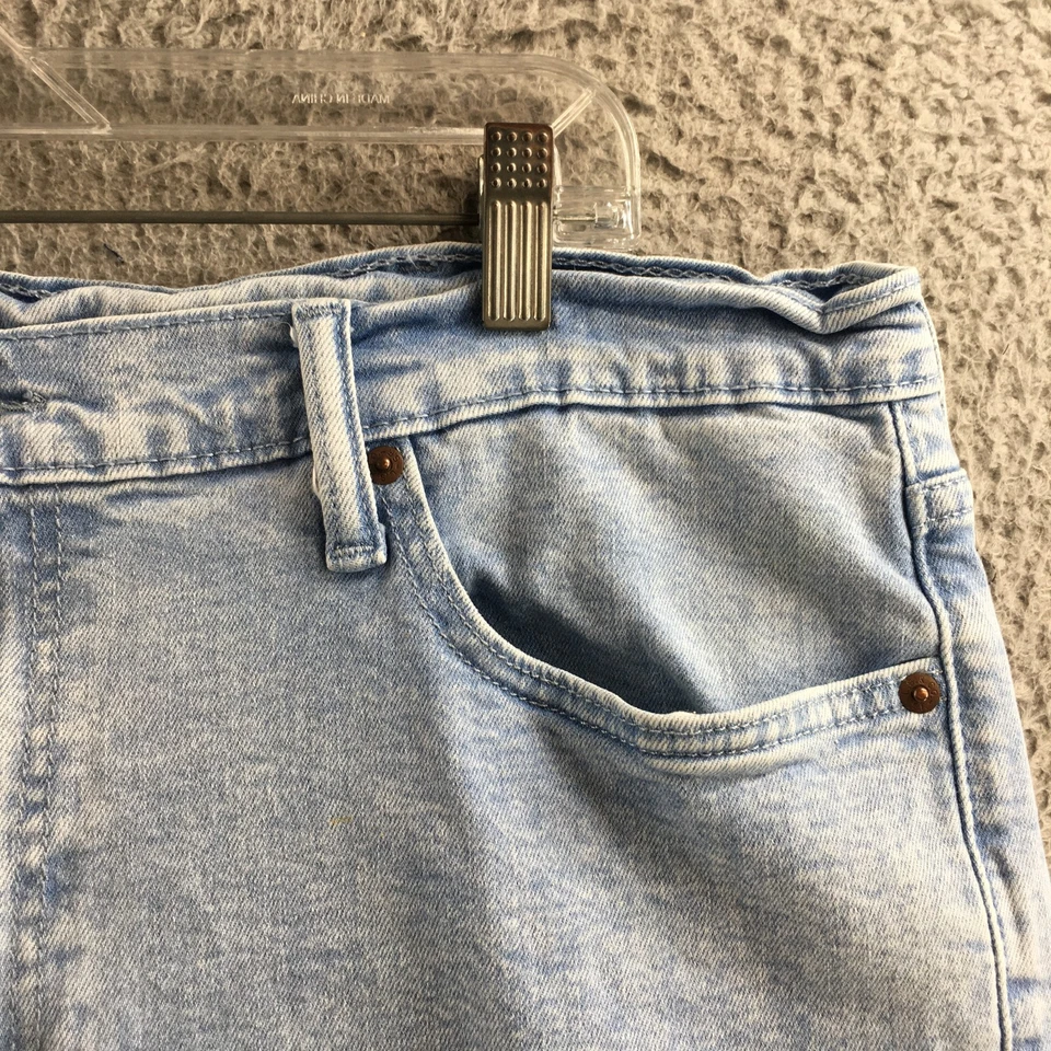 Levis 511 Slim Straight Jeans Mens 38x30 Blue Light Wash Denim Mid Rise Zip Fly - Image 4 of 4