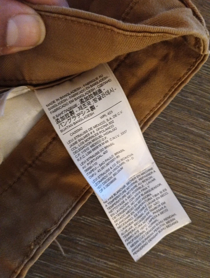 Levi's Two Horse Brand Khaki Pants Size W31/L32 - Image 3 of 4