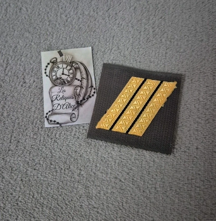 Galon Basse Visibilité Grade Sergent-Chef à Scratcher | Insigne De Poitrine 5x5cm | Galon Militaire Scratch - 5