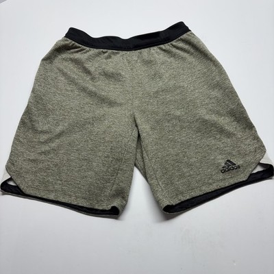 Adidas Men's Shorts - Size: Small - Olive green no tags see pics
