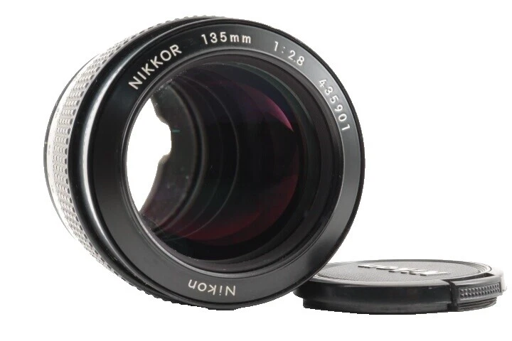 Фокусные объективы Nikon NIKKOR f/2.8 135 мм
