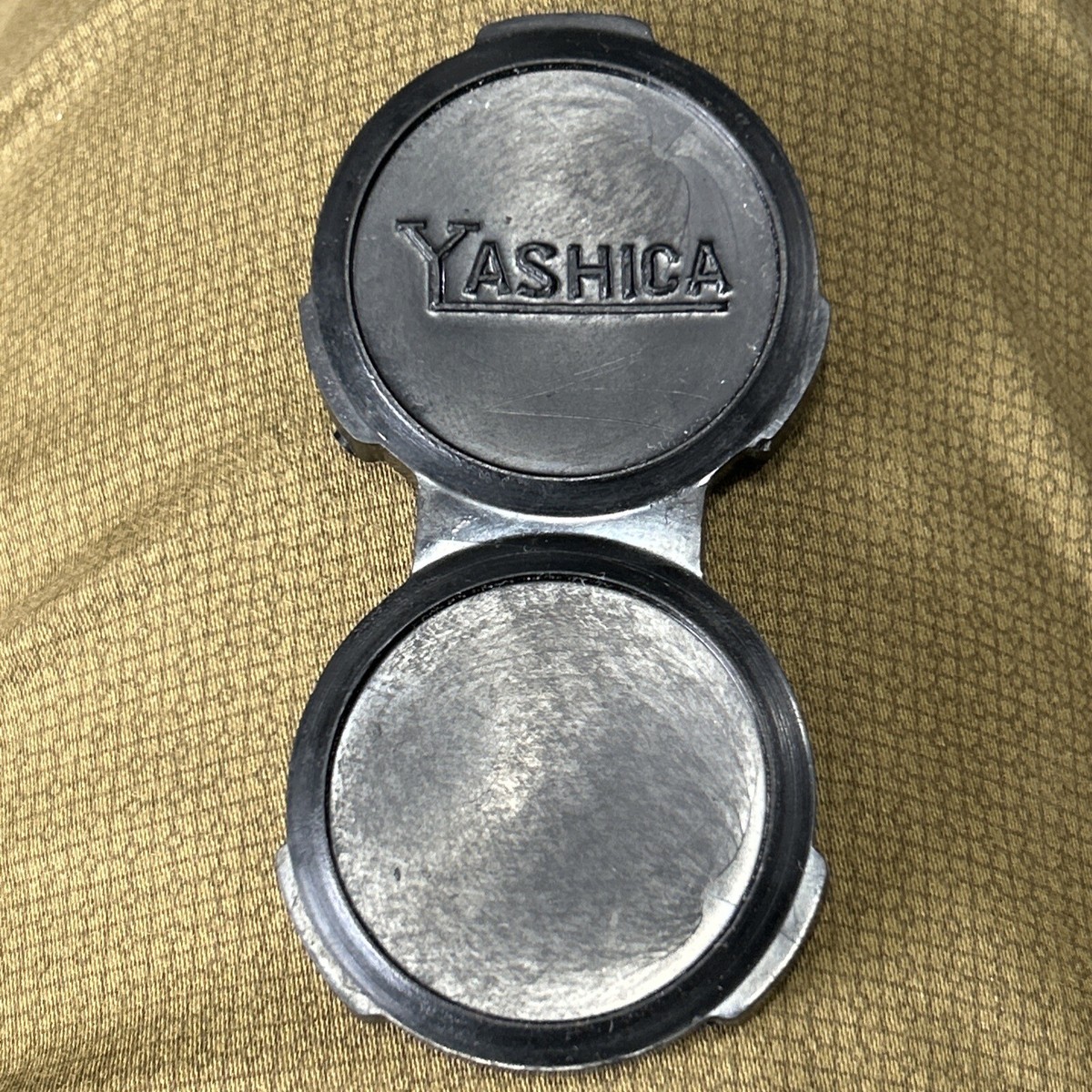 Generic lens Cap For Yashica 635/124G Also Rolleicord Rolleiflex  - Main Image