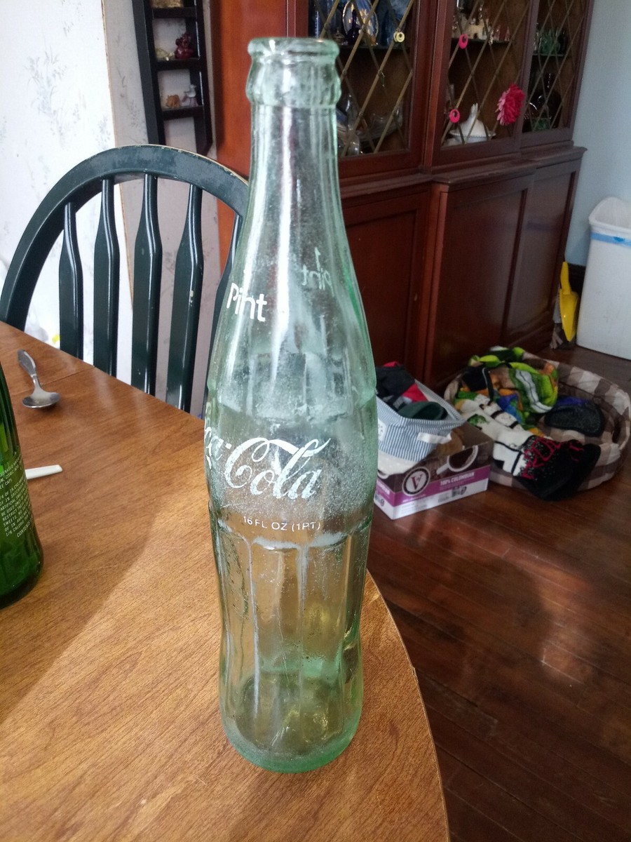 Coca Cola Coke Green Glass 1 Pint Bottle 16oz. Defiance, OH. Vtg