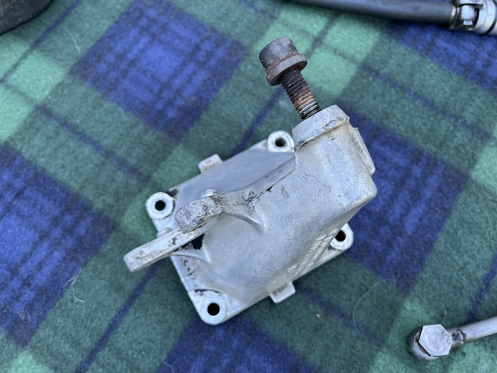Mercedes-Benz 6032230704 Genuine OEM Front Bracket for sale online 