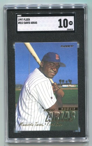 1997 Fleer David Ortiz RC #512 SGC 10 GEM MINT HOF 💎 - Picture 1 of 2