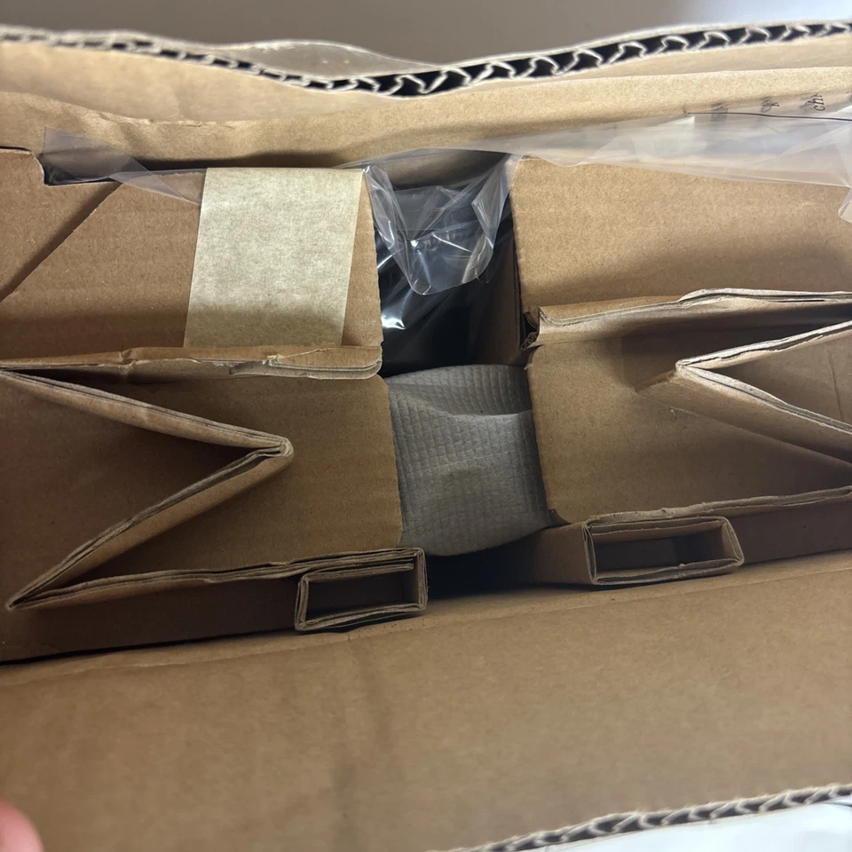 Dell E1715S 17" 5:4 HD LED-Backlit TN LCD Monitor - Image 2 of 4