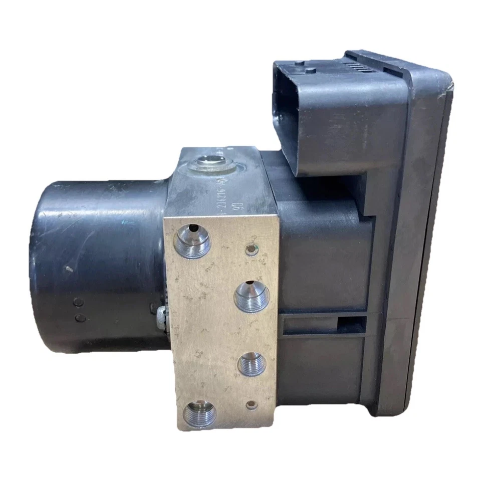 Módulo de bomba de freno ABS reacondicionado 2005 Volvo S40 | 30672503 Foto 3 de 4