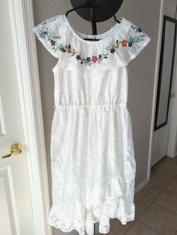 Pre-owned Girl's Size 14 Knitworks Dress, White Lace with Embroidered Flowers