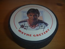 Wayne Gretzky New York Rangers Hockey Logo Puck 99 Represents His Jersey Number