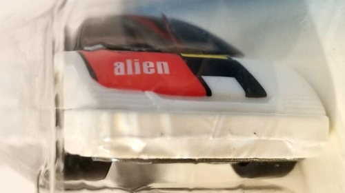 Hot Wheels Alien 1 of 4 Artistic License Series 1997 Collector #729 - Picture 4 of 7