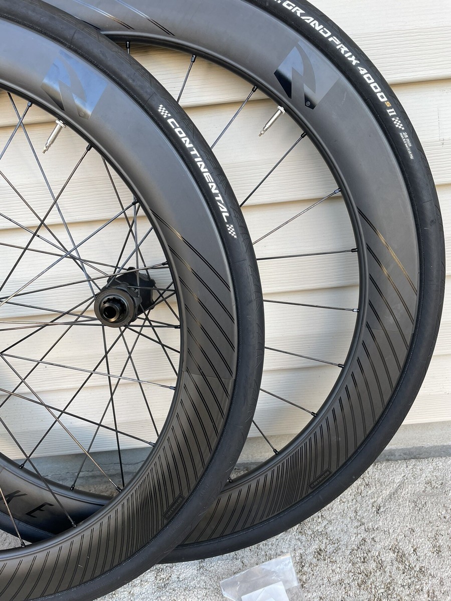 Reynolds Strike 62mm Carbon Road Wheelset. Disc centerlock