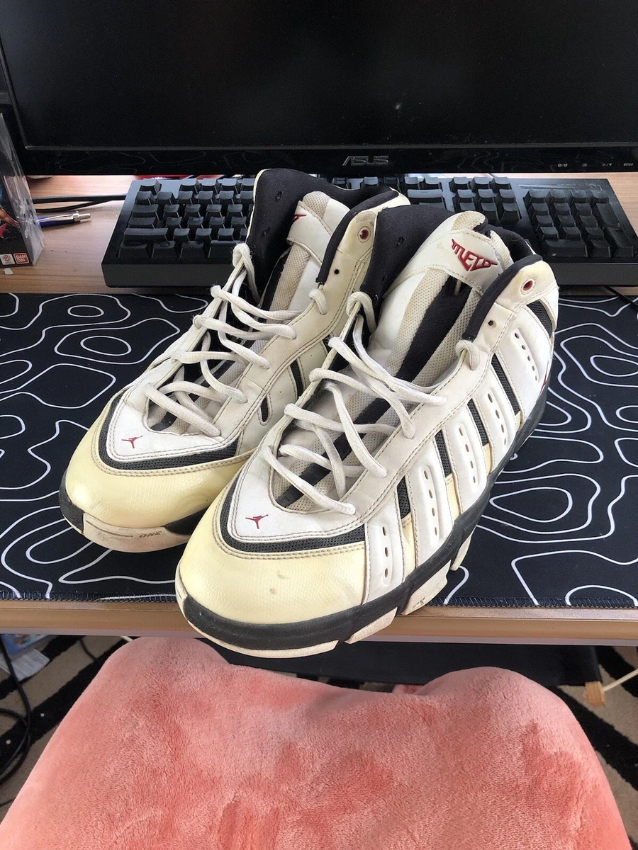 Jordan Melo M7 Varsity Red for Sale | Authenticity  display picture 1