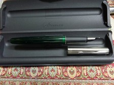 Parker Frontier Füllfederhalter ( M) dunkelgrün transparent ( mit Konverter )