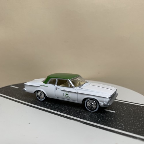 Johnny Lightning John Deere #2 1962 Plymouth Belvedere White & Green w/Logo NM - Picture 9 of 14