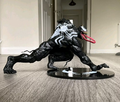 Black Venom Figure Marvel Spider Man 13 cm PVC Collectible Figure Toy Gift - Picture 2 of 7
