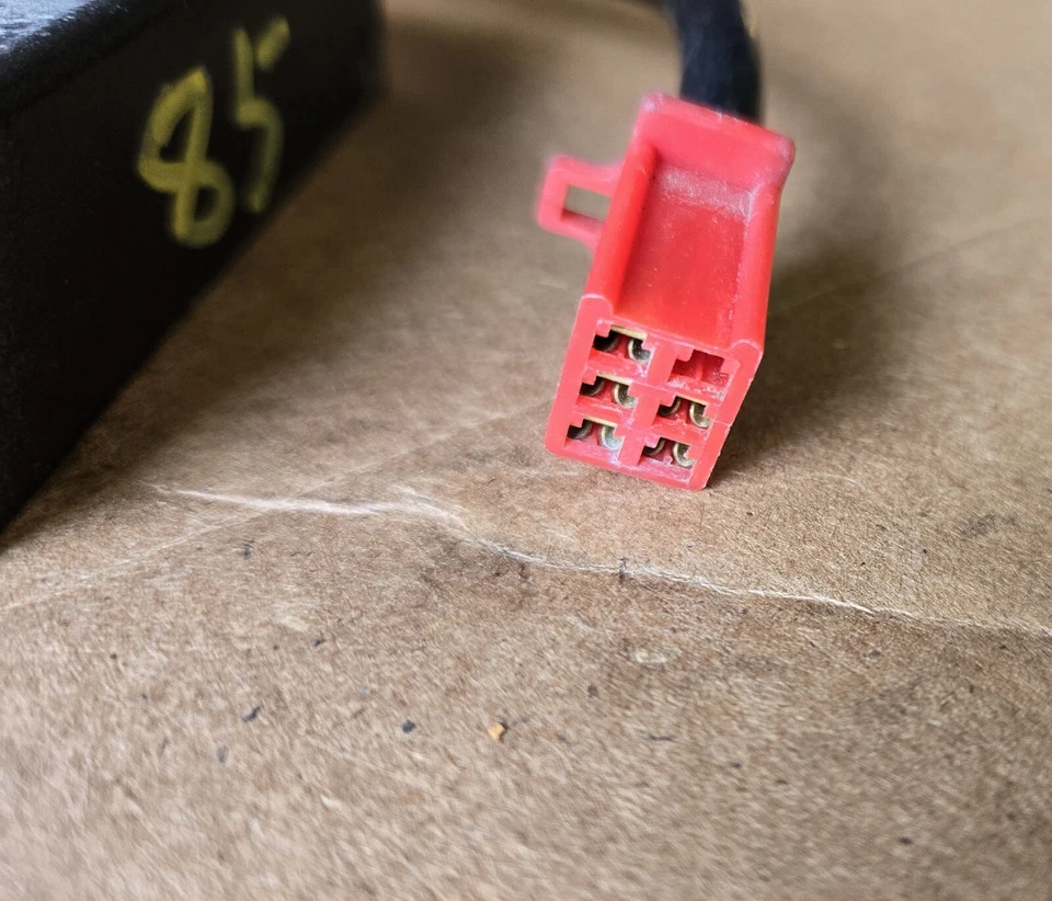 OEM HONDA VF700 / VF750 INTERCEPTOR/SABRE/MAGNA 1984-1985 CDI 30400-MB1-871 - Image 4 of 4