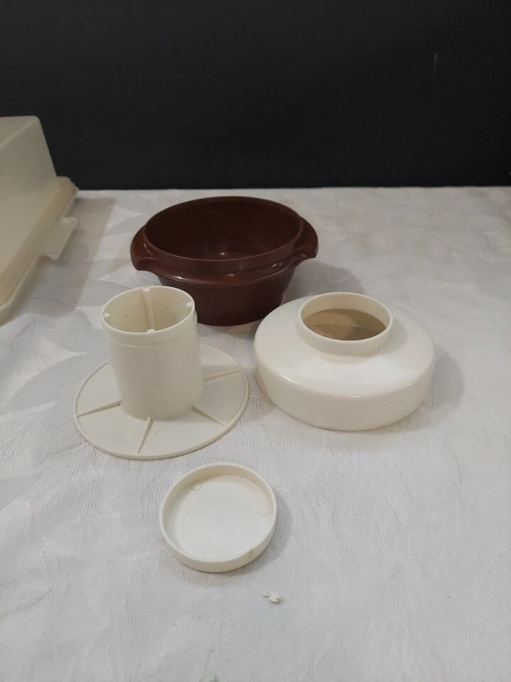 Norpro 4.5-Inch Hamburger Press, White - Image 3 of 4