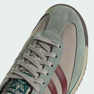 Mens adidas SL 72 RS Shoes IG4644 Putty Grey / Shadow Red / Legacy