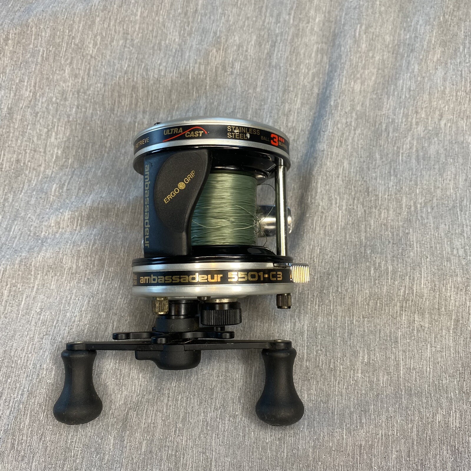 Moulinet De Pêche Abu Garcia Ambassadeur 5501-C3 Baitcasting - Suède, Ratio 4.7:1, Main Gauche, Occasion