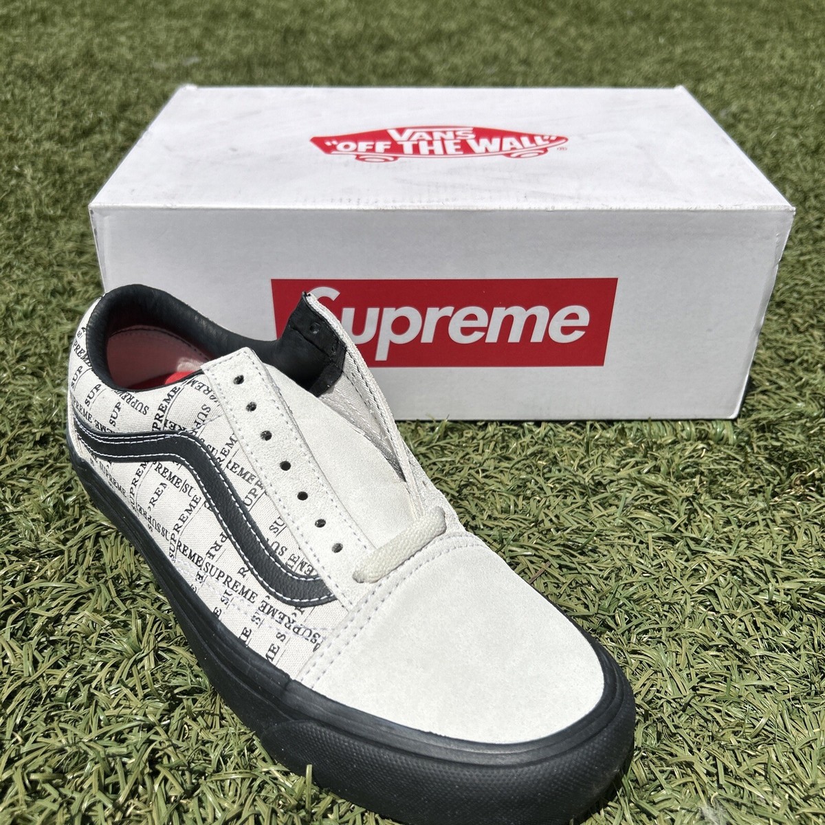 Supreme × Vans Old Skool Pro Supreme Vans Old Skool Pro (FW20) - $98