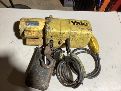 #ad Yale 1 2 Ton 1000lb 1 2HP Electric Chain Hoist 115 amp; 220 v 1725rpm 10ft drop $399.99