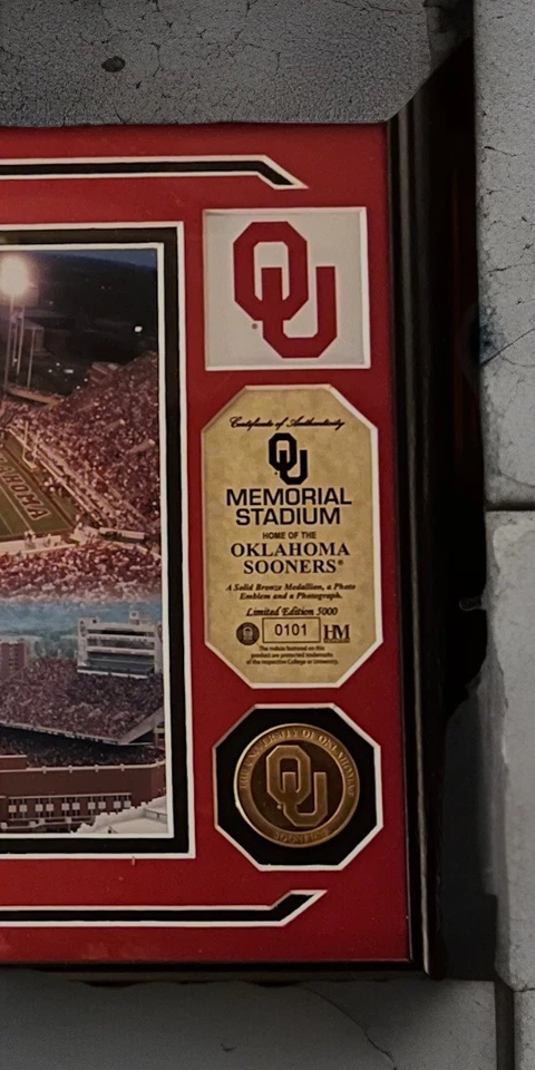 Oklahoma Sooners Memorial Stadium Limited Ed. 0101 / 5000 Pic & bronze medallion - Image 3 of 4