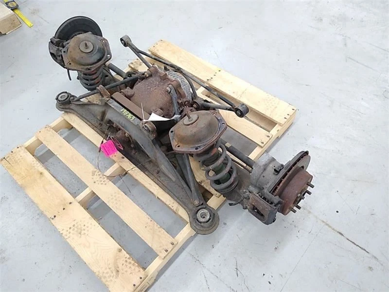 1997 Jaguar XK8 Rear Suspension Differential Sub Frame Complete Drop Out Foto 3 de 4