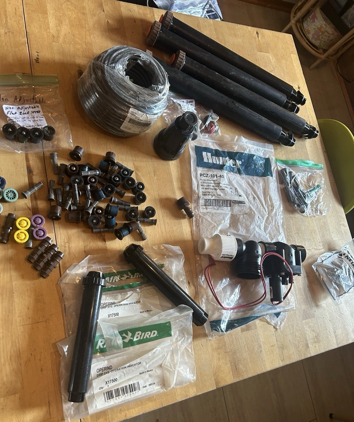 Hunter Rain Bird sprinkler parts lot!!
Opens in a new window or tab
