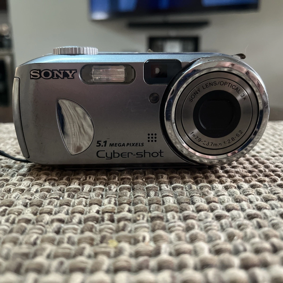 Sony Cyber-shot DSC-P93 Digital Cameras with PictBridge Support