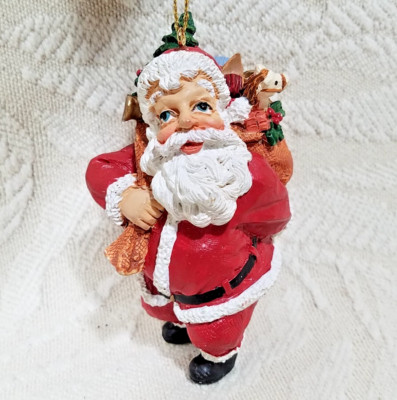 CHRISTMAS TREE ORNAMENT SANTA CLAUS W/ PRESENT TOY SACK