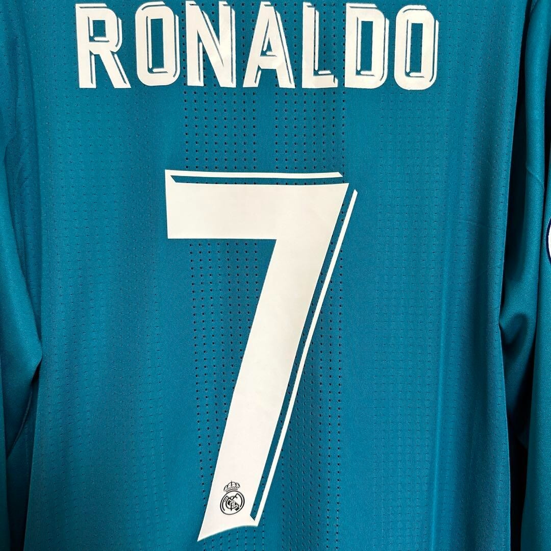 Player Issue Ronaldo Jersey uniforms Real Madrid Champions League