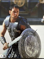 Russell Crowe Gladiator Beckett BAS Certified Autographed Signed Photo 8x10