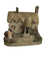 Country Thatched cottage ornament by Academy.