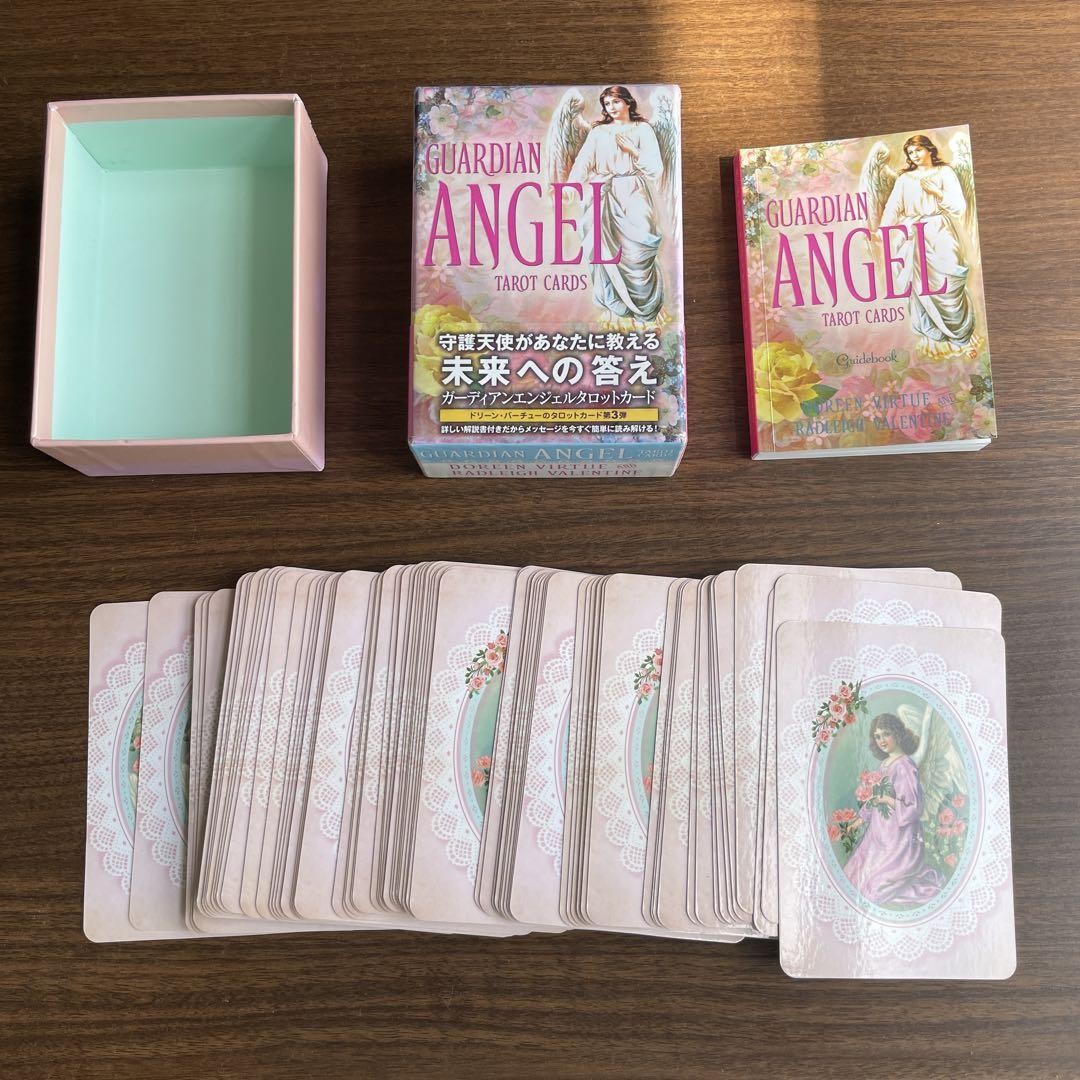 【正規品　タロットカード】 GUARDIAN ANGEL TAROT CARDS Guardian Angel Tarot Cards: A 78-Card Deck and Guidebook